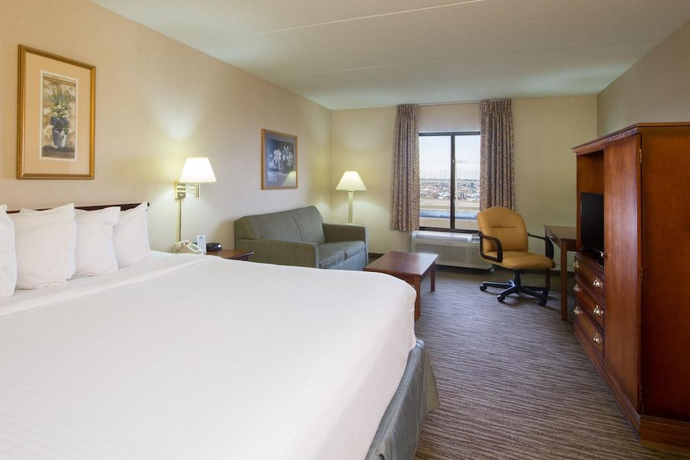 Comfort Inn & Suites Buffalo Airport Экстерьер фото