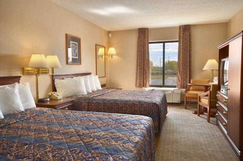 Comfort Inn & Suites Buffalo Airport Номер фото
